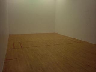 picture of Evendale's racquetball court